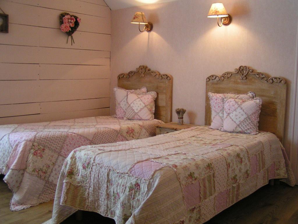 Готель La Freneraie Paulhac  Номер фото